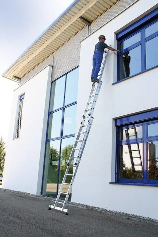 Günzburger Steigtechnik Alu Schiebeleiter 3-teilig nivello®-Traverse